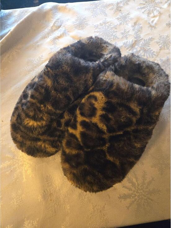 Apparis Shoes - Apparis Leopard Print Faux Fur Slippers EU 40